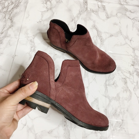 Sorel Shoes - Sorel Lolla Cut Out Light Raisin Booties